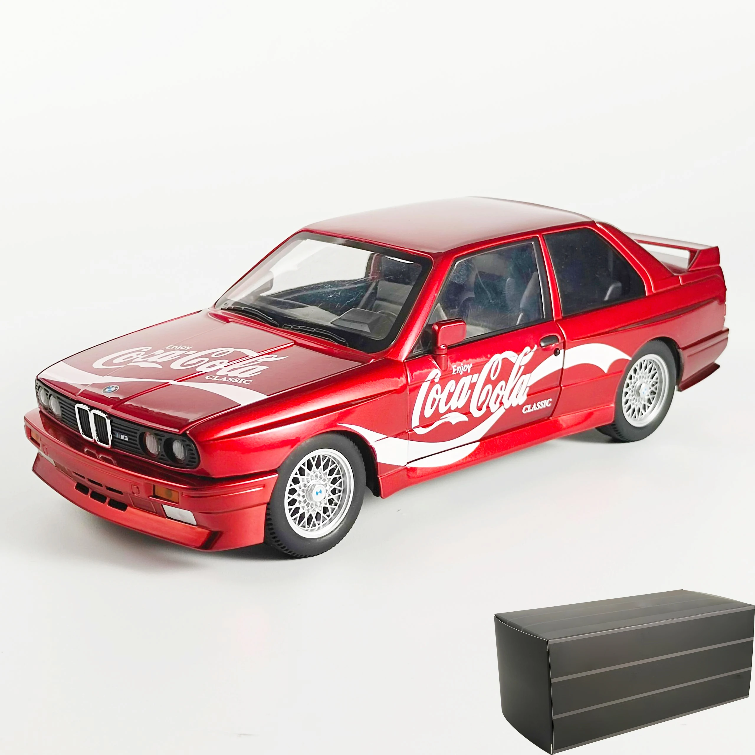 Coca-Cola 1988 Mazda RX-7 Diecast Model 1:24 10 Coca-Cola 1988 Mazda RX-7 Diecast Model 1:24 - Image 10