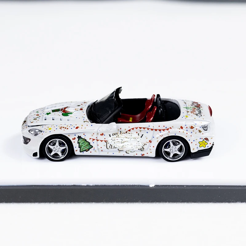 MT 1:64 S2000 Christmas Limited Edition Model 5 MT 1:64 S2000 Christmas Limited Edition Model - Image 5