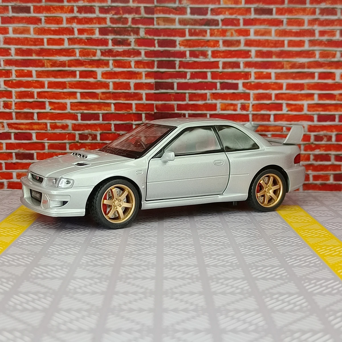 1:32 Scale Subaru Impreza Diecast Model 10 1:32 Scale Subaru Impreza Diecast Model - Image 10