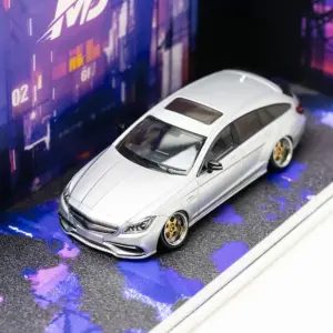 Mercedes-Benz CLS63 1:64 Diecast Model Car 17 Se0fedf2e4cf04a248a131ef88ebfb09fi
