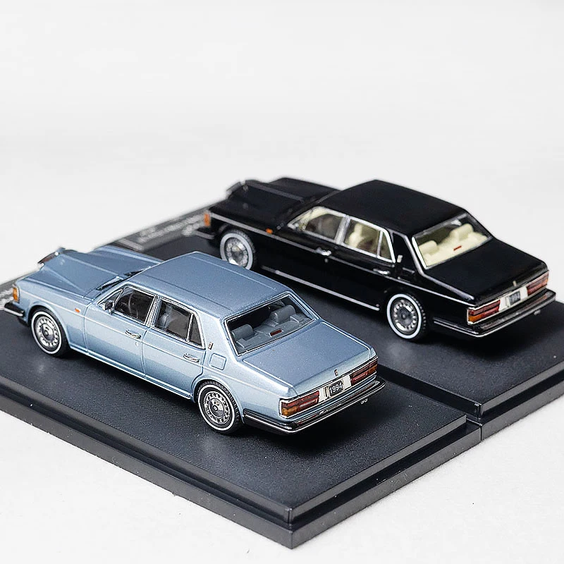 GFCC 1:64 Silver Spike Silver Cloud Model 4 GFCC 1:64 Silver Spike Silver Cloud Model - Image 4