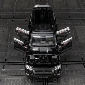 1:32 Scale Diecast Land Cruiser LC300 Model 11 Se50c06804b3649fea124b12c5a7e7be6i