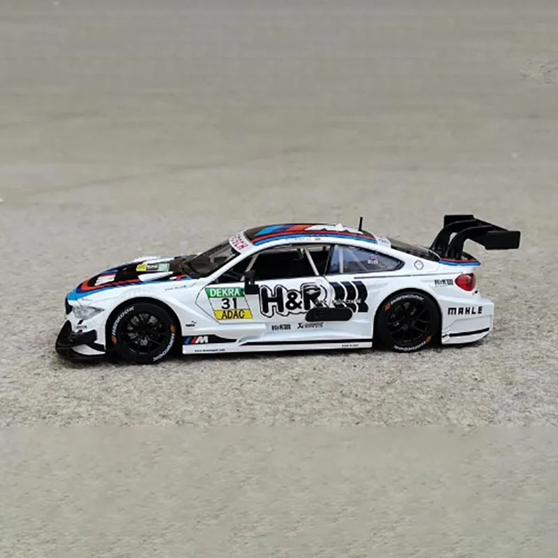 M4 DTM 1:24 Scale Diecast Model Car 3 M4 DTM 1:24 Scale Diecast Model Car - Image 3