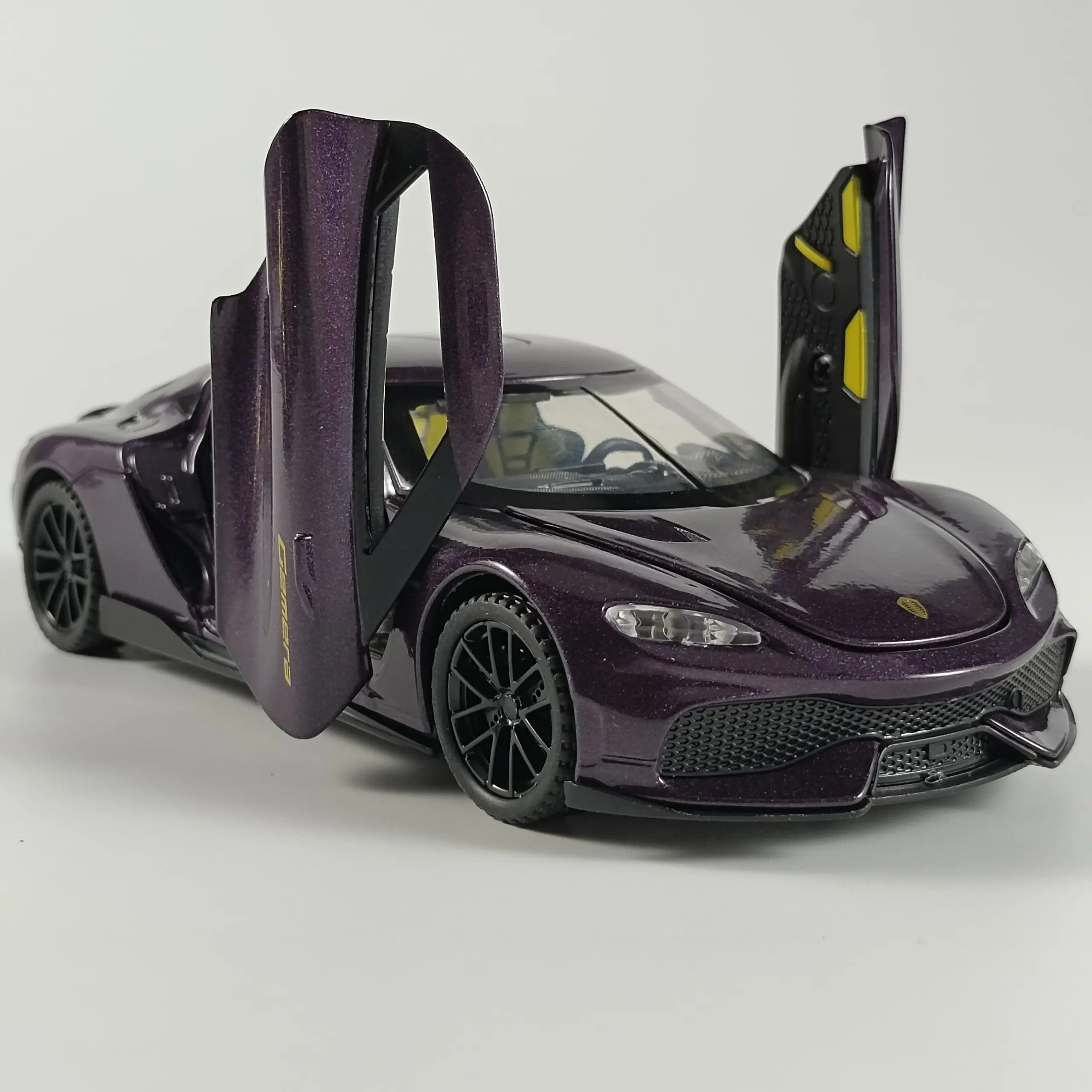 Gemera GT 1:32 Scale Diecast Model in Metallic Purple 4 Gemera GT 1:32 Scale Diecast Model in Metallic Purple - Image 4