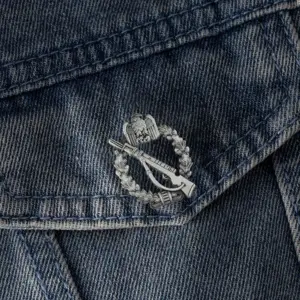 Se981bd4160c04f24a2a5403634d50f82M