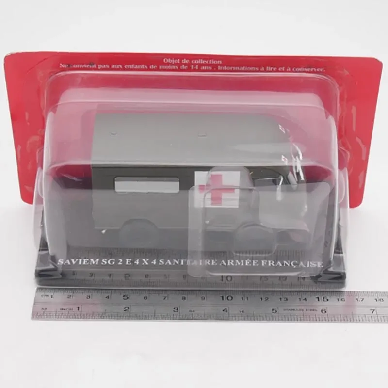 1:43 Scale French Military Ambulance Model 6 1:43 Scale French Military Ambulance Model - Image 6