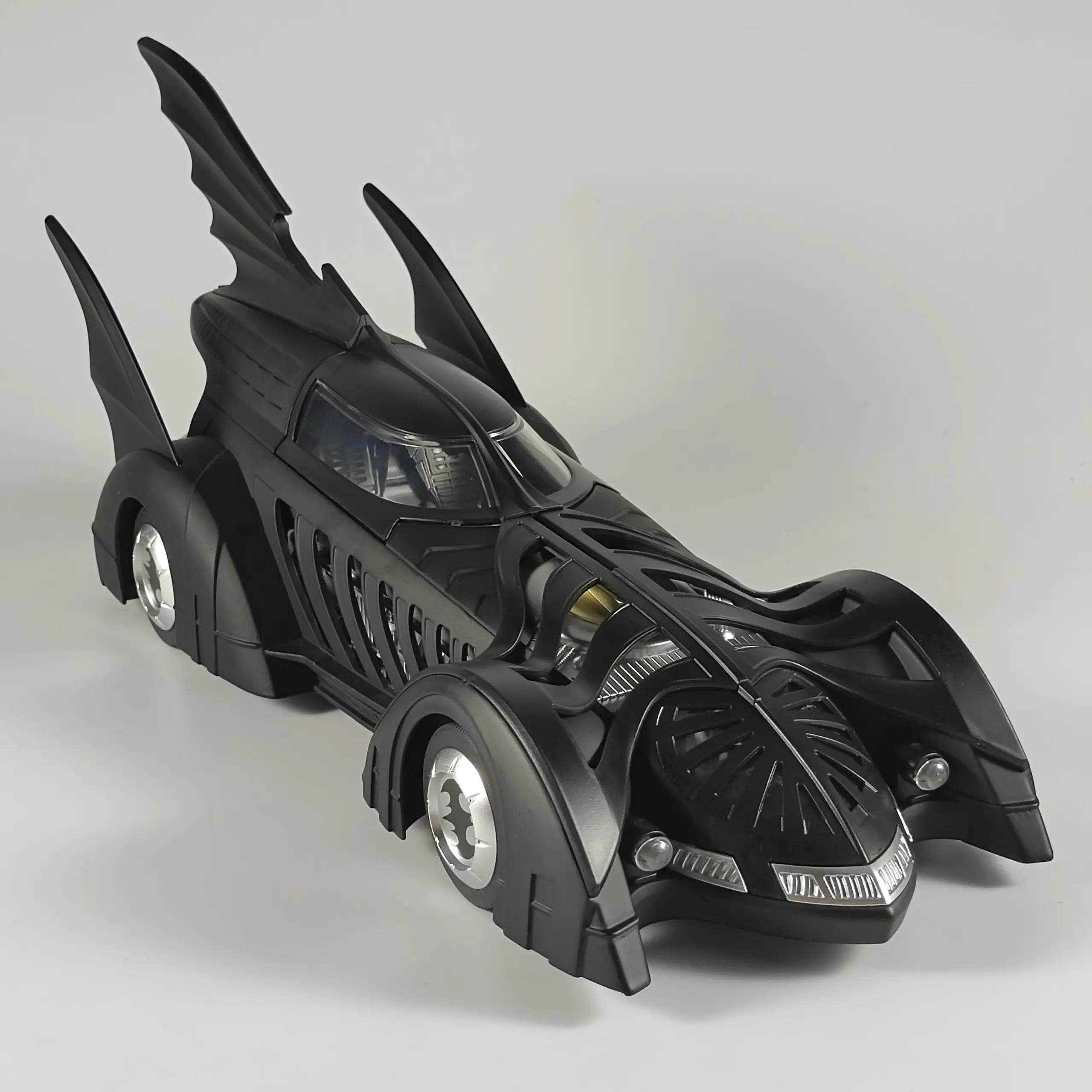 1:18 Diecast Batmobile Model from 1995 Film 6 1:18 Diecast Batmobile Model from 1995 Film - Image 6