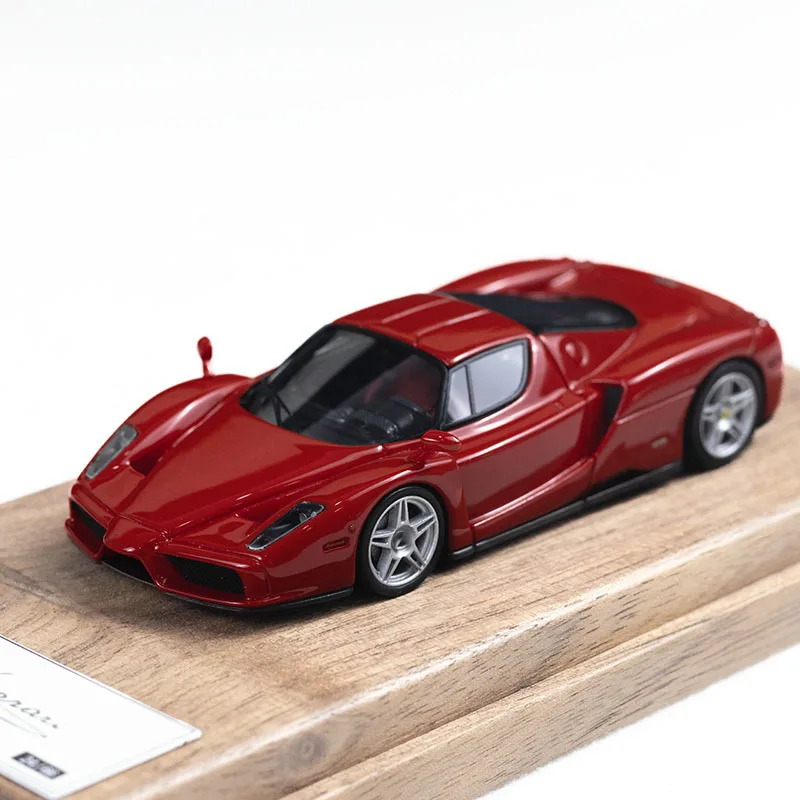DMH 1:64 ENZO Resin Model Car Collection 7 DMH 1:64 ENZO Resin Model Car Collection - Image 7
