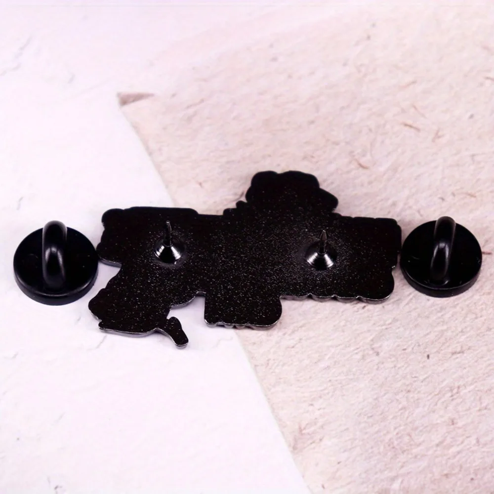 Gun and Rose Brooch with Good Girl Inscription 4 Gun and Rose Brooch with Good Girl Inscription - Image 4