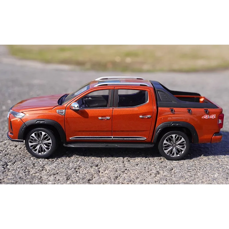 Maxus T90 Pickup 1:18 Diecast Model Car 5 Maxus T90 Pickup 1:18 Diecast Model Car - Image 5