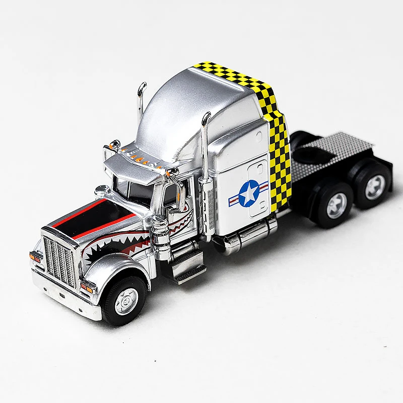 Peterbilt Alloy Semi-Trailer Head 1:64 Model 2 Peterbilt Alloy Semi-Trailer Head 1:64 Model - Image 2