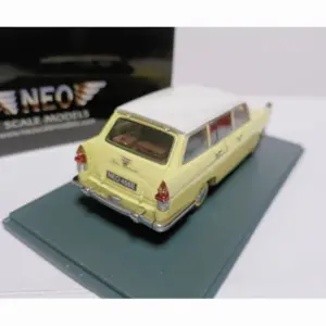 Austin Cambridge Traveller 1/43 Scale Model 7 Sf3ab2f16d13e4a05a56a2974ea50c913D