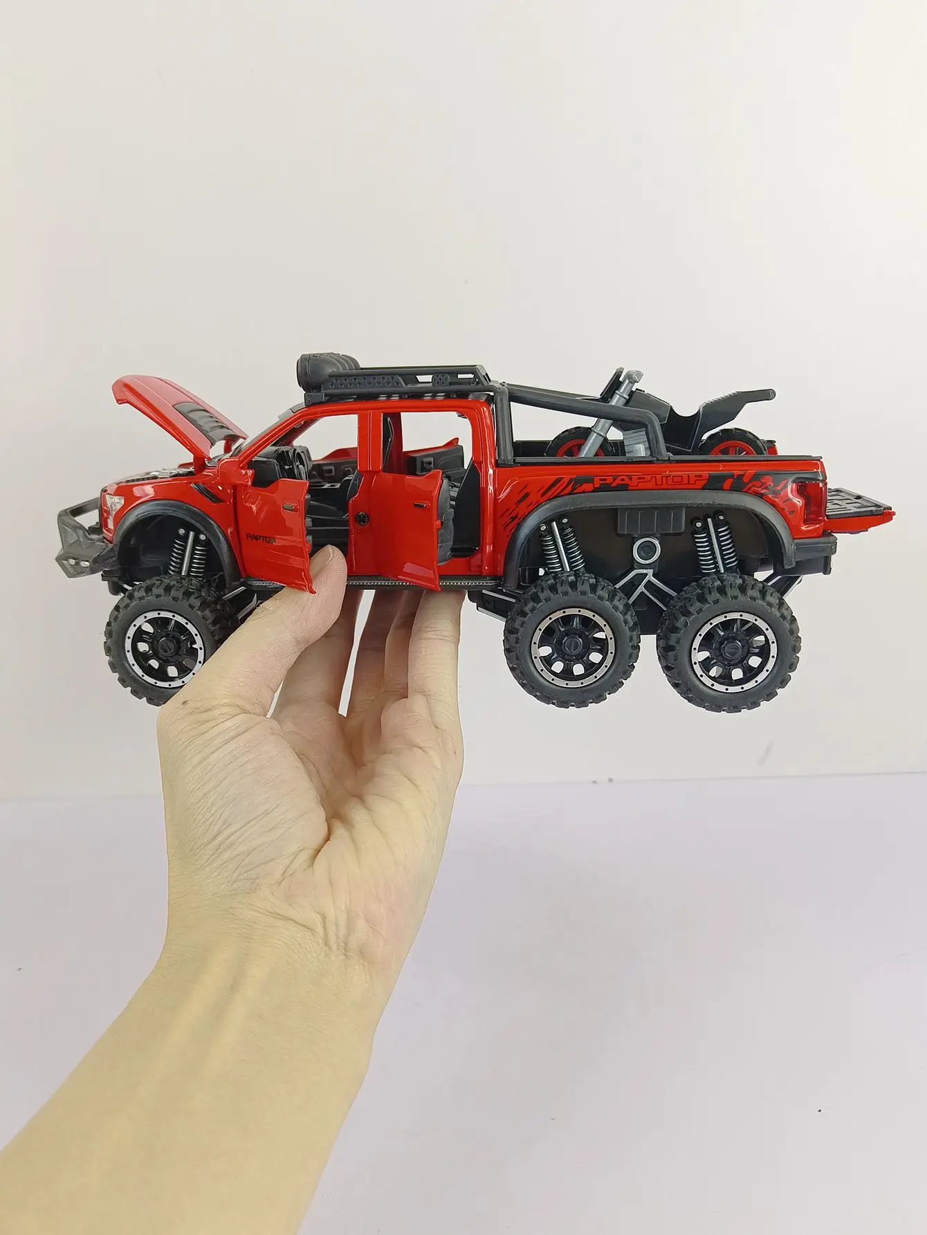 1/24 Scale Diecast Ford F-150 Raptor Model 3 1/24 Scale Diecast Ford F-150 Raptor Model - Image 3