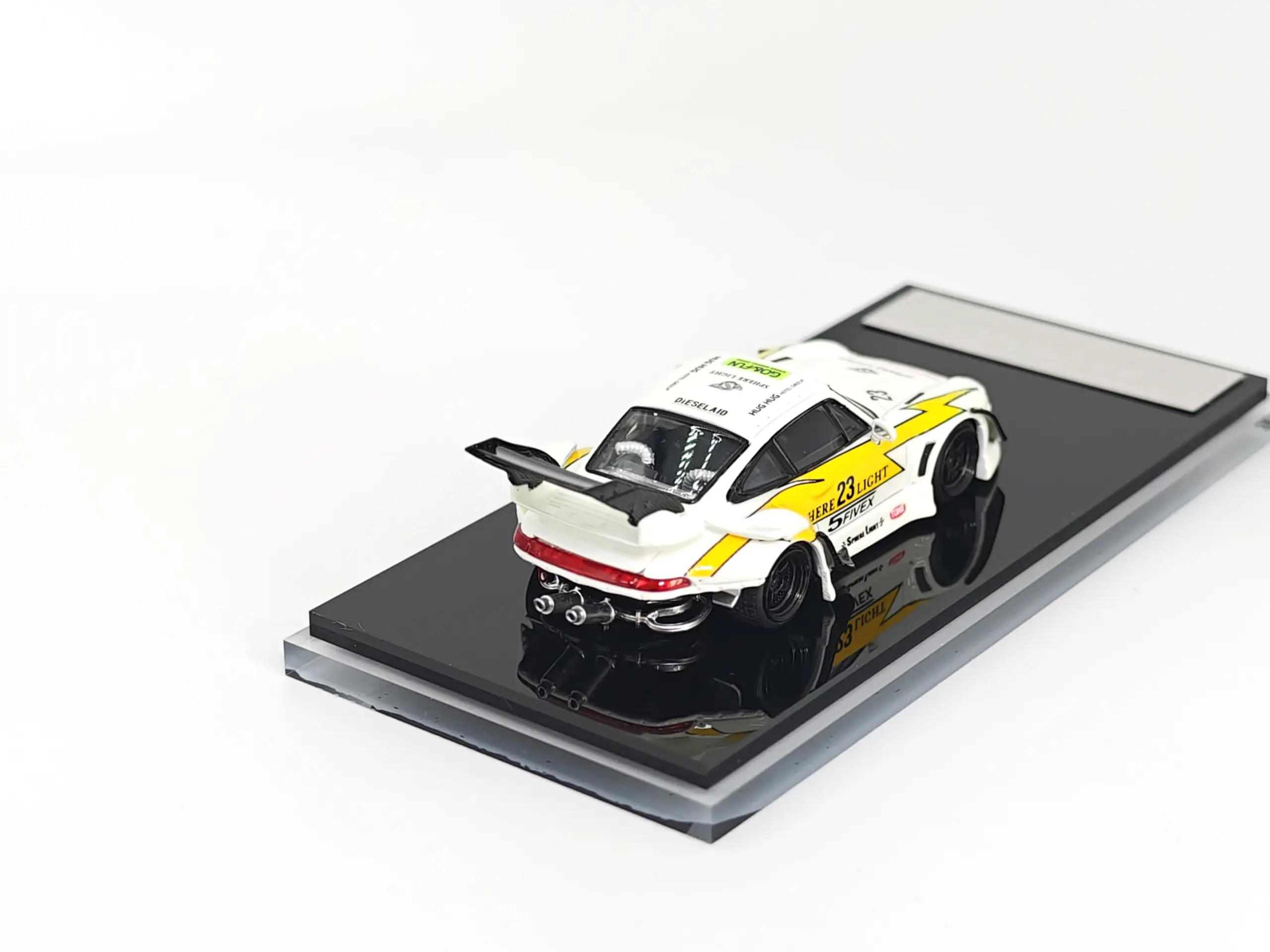 Glow-in-the-Dark RWB 993 Rauh Welt Model 1:64 6 Glow-in-the-Dark RWB 993 Rauh Welt Model 1:64 - Image 6