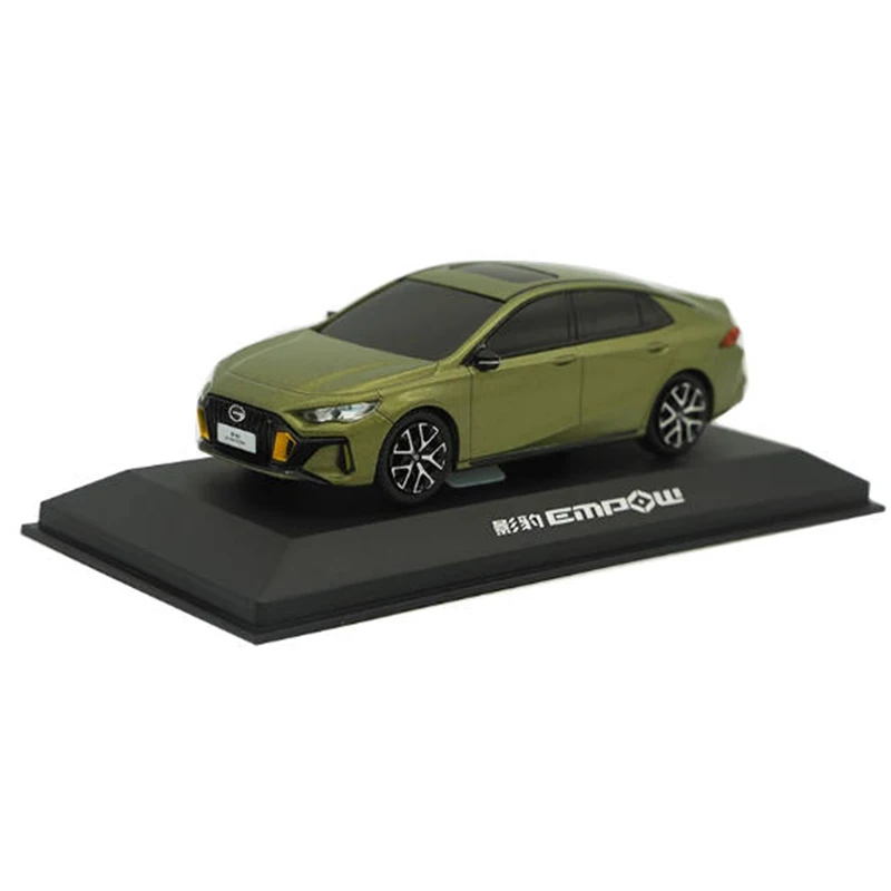 Empow Diecast Model Car 1:43 Scale Olive Green 2 Empow Diecast Model Car 1:43 Scale Olive Green - Image 2