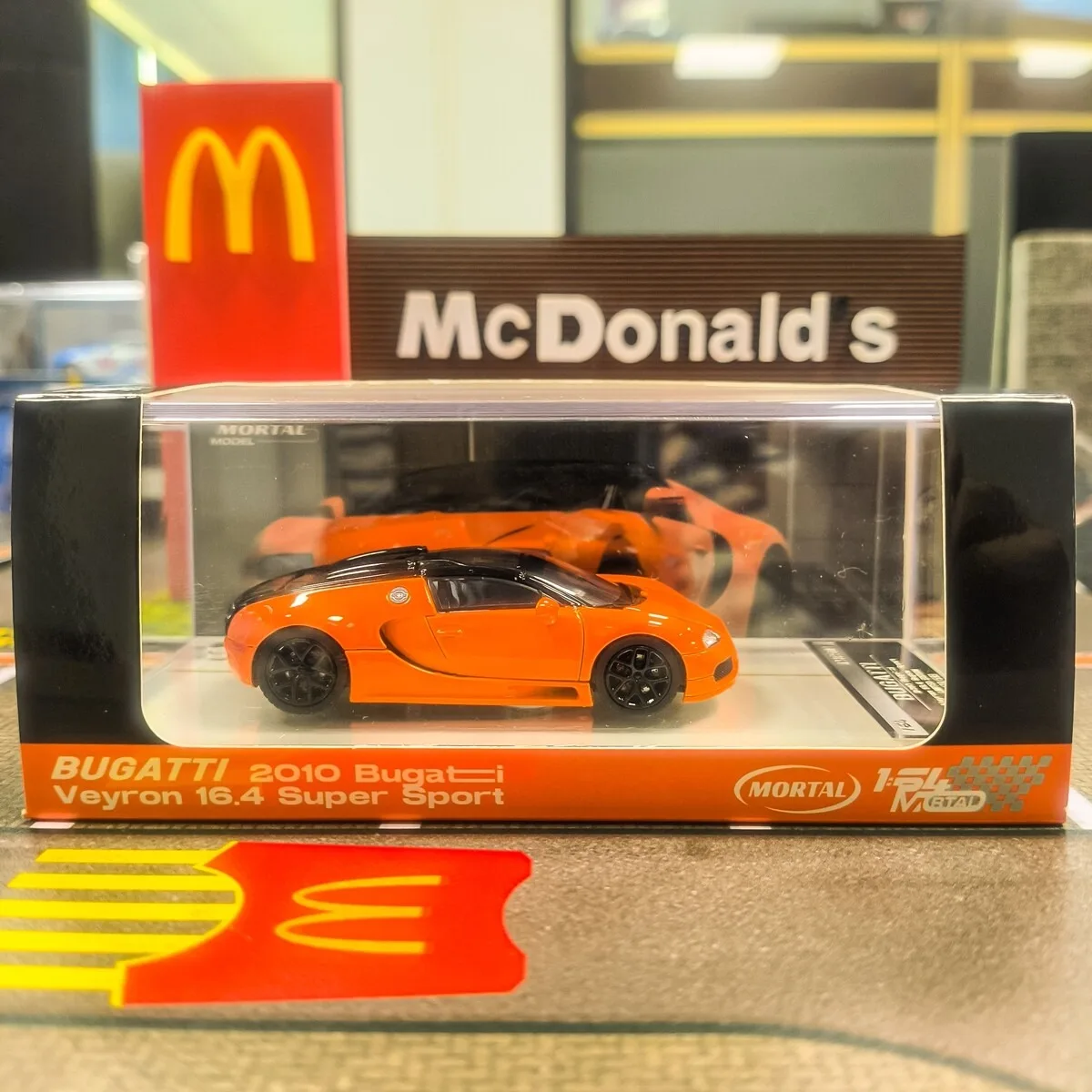 1:64 Scale Bugatti Veyron 16.4 Model 6 1:64 Scale Bugatti Veyron 16.4 Model - Image 6