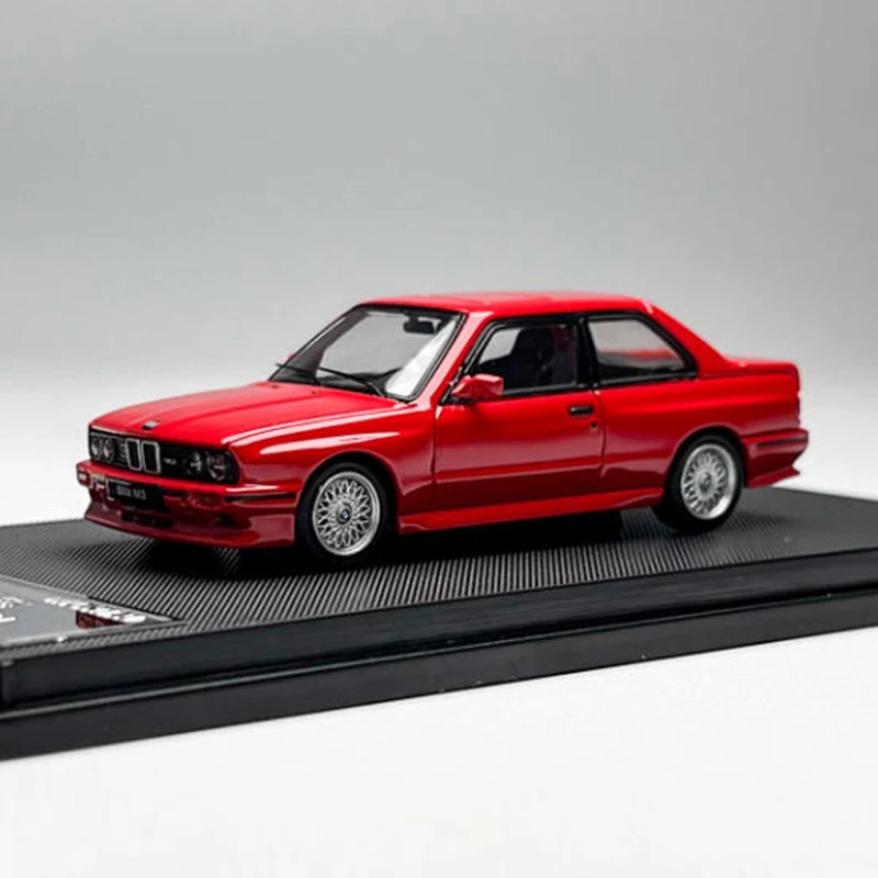 Mortal 1:64 M3 E30 Sport Car Model Set 3 Mortal 1:64 M3 E30 Sport Car Model Set - Image 3