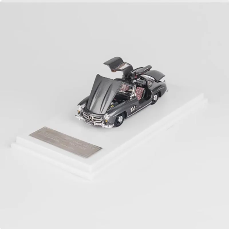 1:64 Scale Mercedes-Benz 300SL W198 Model 4 1:64 Scale Mercedes-Benz 300SL W198 Model - Image 4