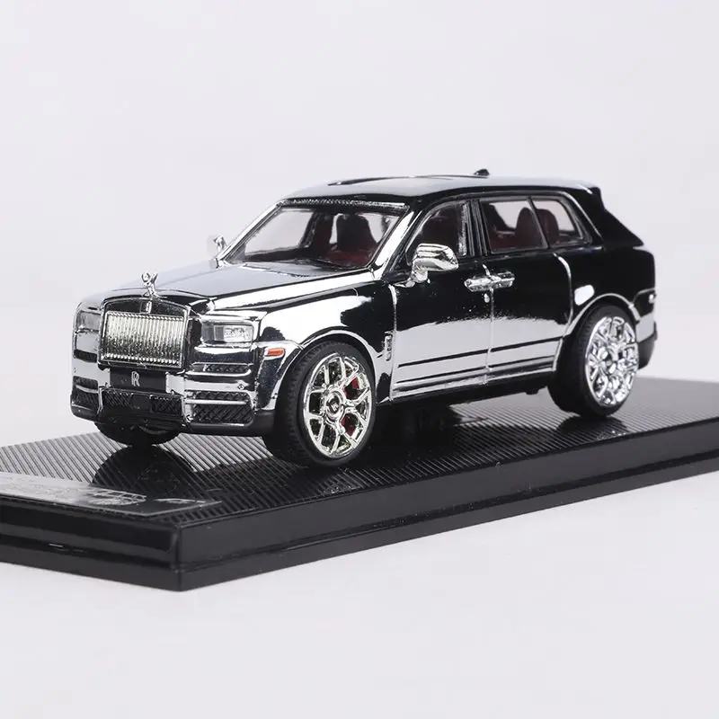 Rolls Royce Cullinan 1:64 Scale Diecast Model 8 Rolls Royce Cullinan 1:64 Scale Diecast Model - Image 8