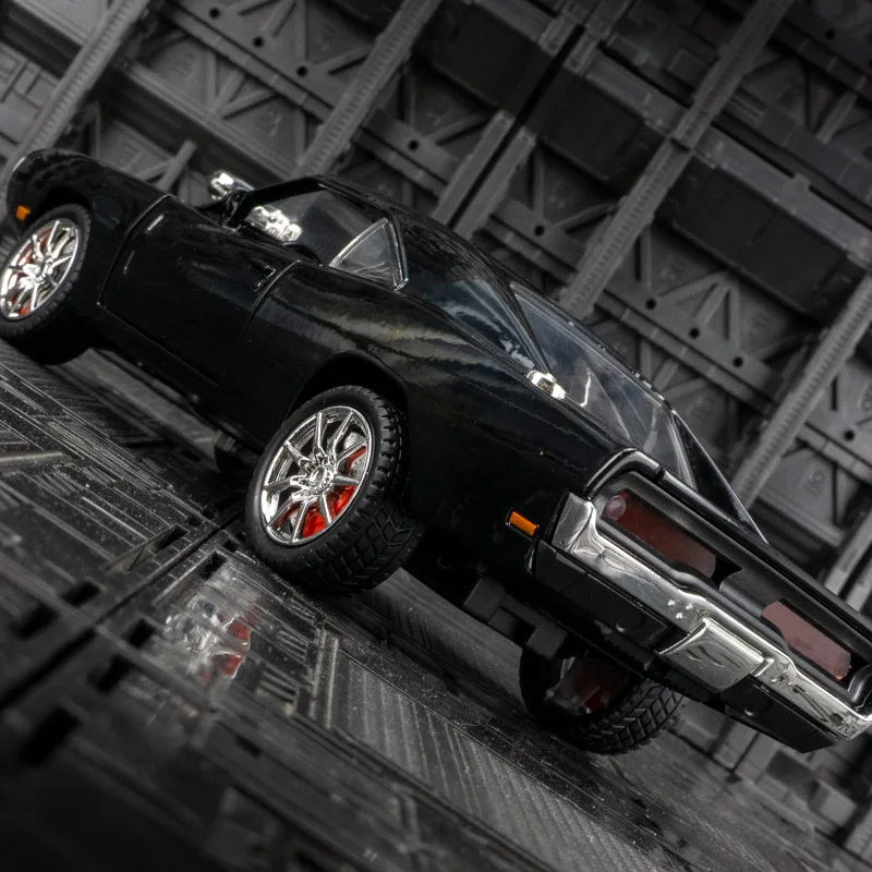 1970 Challenger Diecast Model for Collectors 2 1970 Challenger Diecast Model for Collectors - Image 2