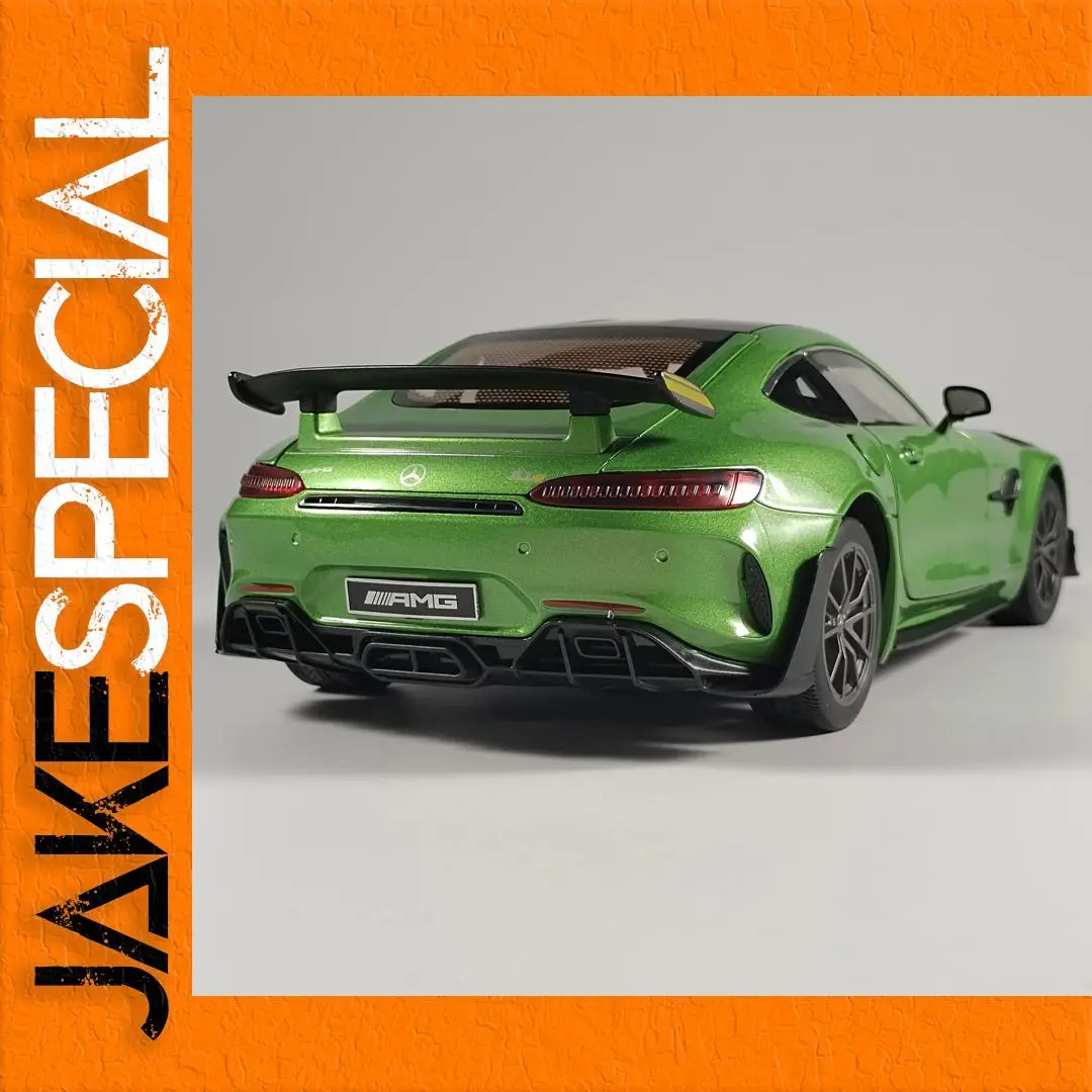 Benz AMG GTR 1:18 Scale Diecast Model 1 Benz AMG GTR 1:18 Scale Diecast Model
