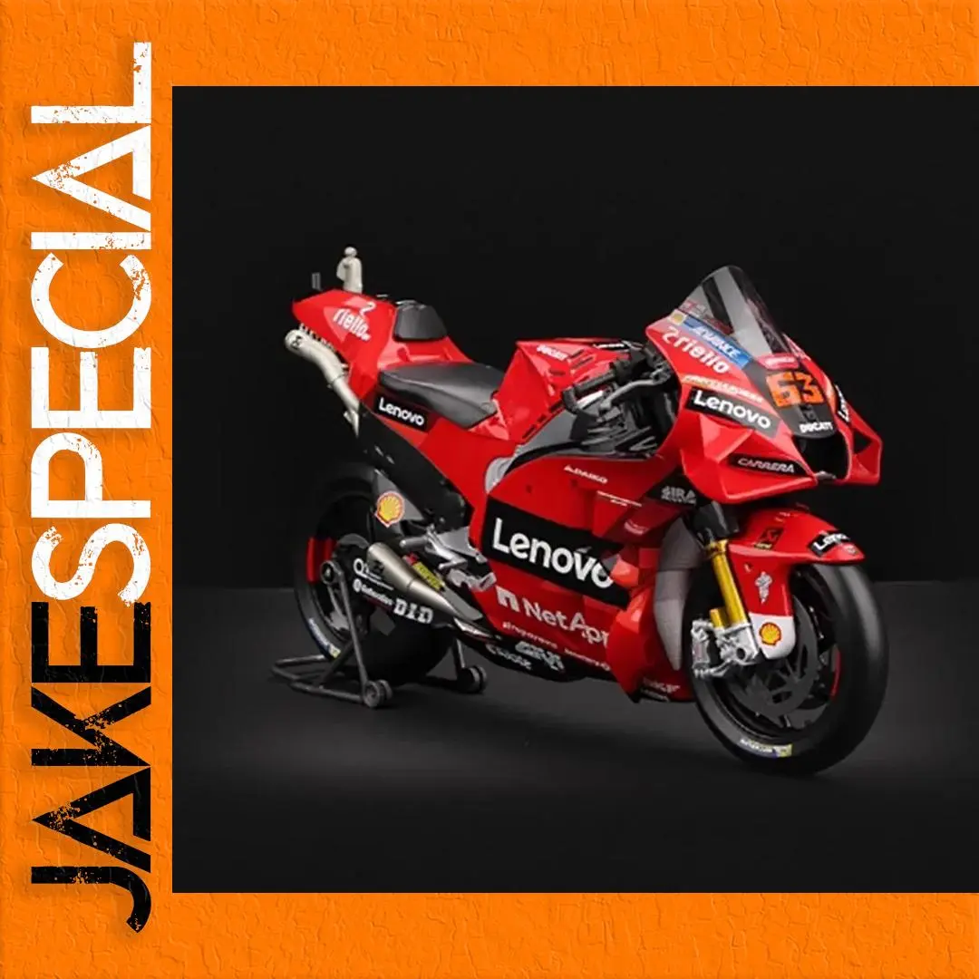Vibrant 1:6 Scale Ducati Motorcycle Model 1 Vibrant 1:6 Scale Ducati Motorcycle Model