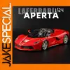 Red Ferrari LaFerrari 1:24 Diecast Model