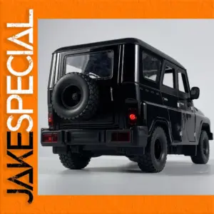 Russian UAZ Hunter Jeep 1:18 Scale Model