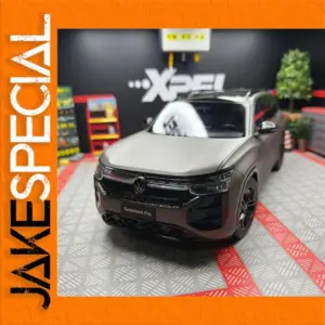 VW Teramont Pro 1:18 Scale Diecast Model