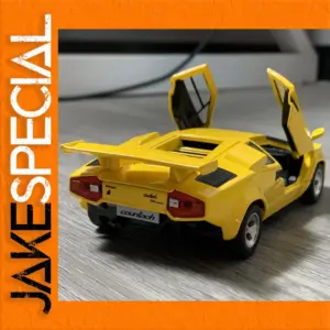 Lamborghini Countach LP500S 1:32 Scale Model