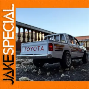 1:32 Toyota Pickup Diecast Model with Sound and Light