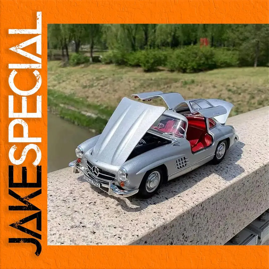 1:32 Mercedes-Benz 300SL Diecast Model 1 1:32 Mercedes-Benz 300SL Diecast Model