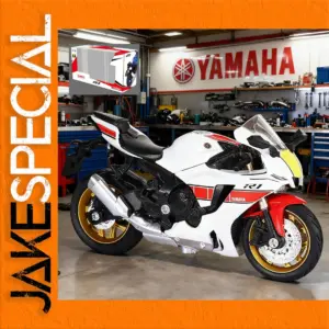 Ducati 1:18 Scale Diecast Motorcycle Model