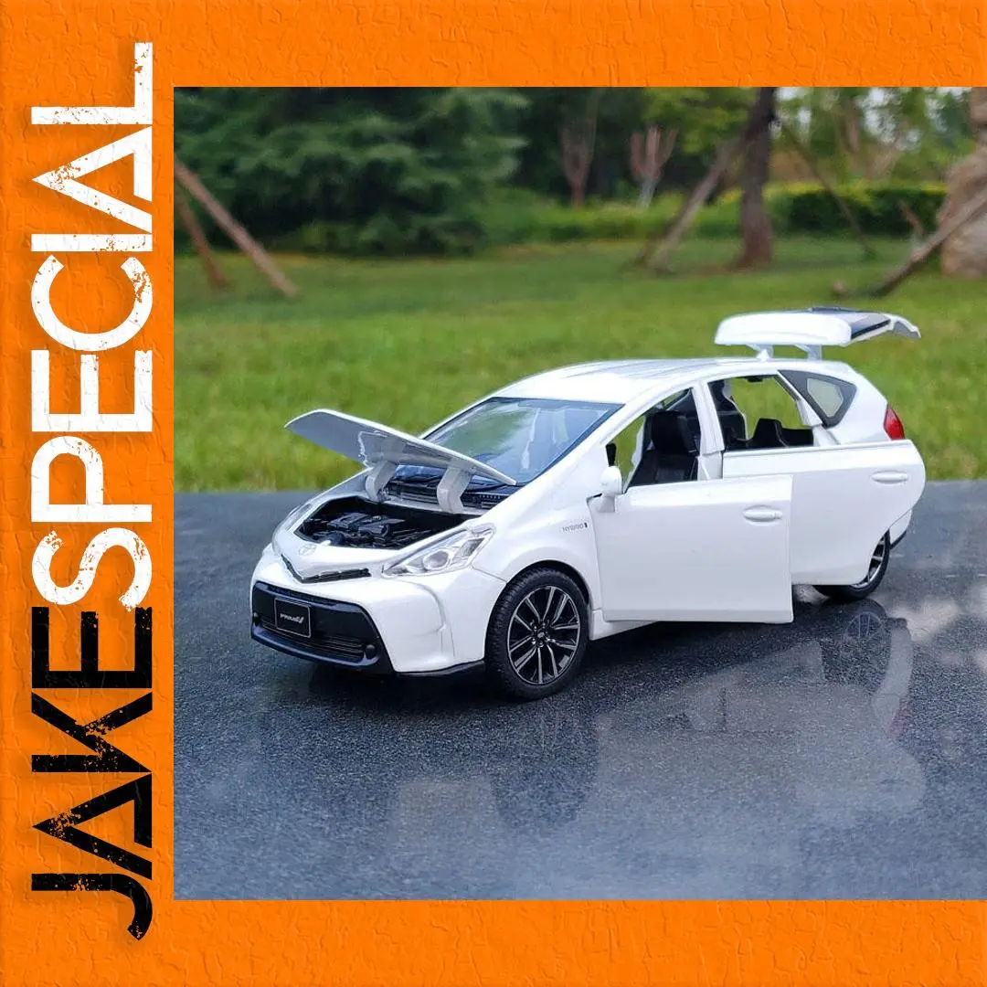1/32 Toyota Prius Diecast Model with Lights 1 1/32 Toyota Prius Diecast Model with Lights