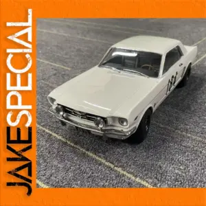 Die-Cast 1/18 Ford Mustang Model 184