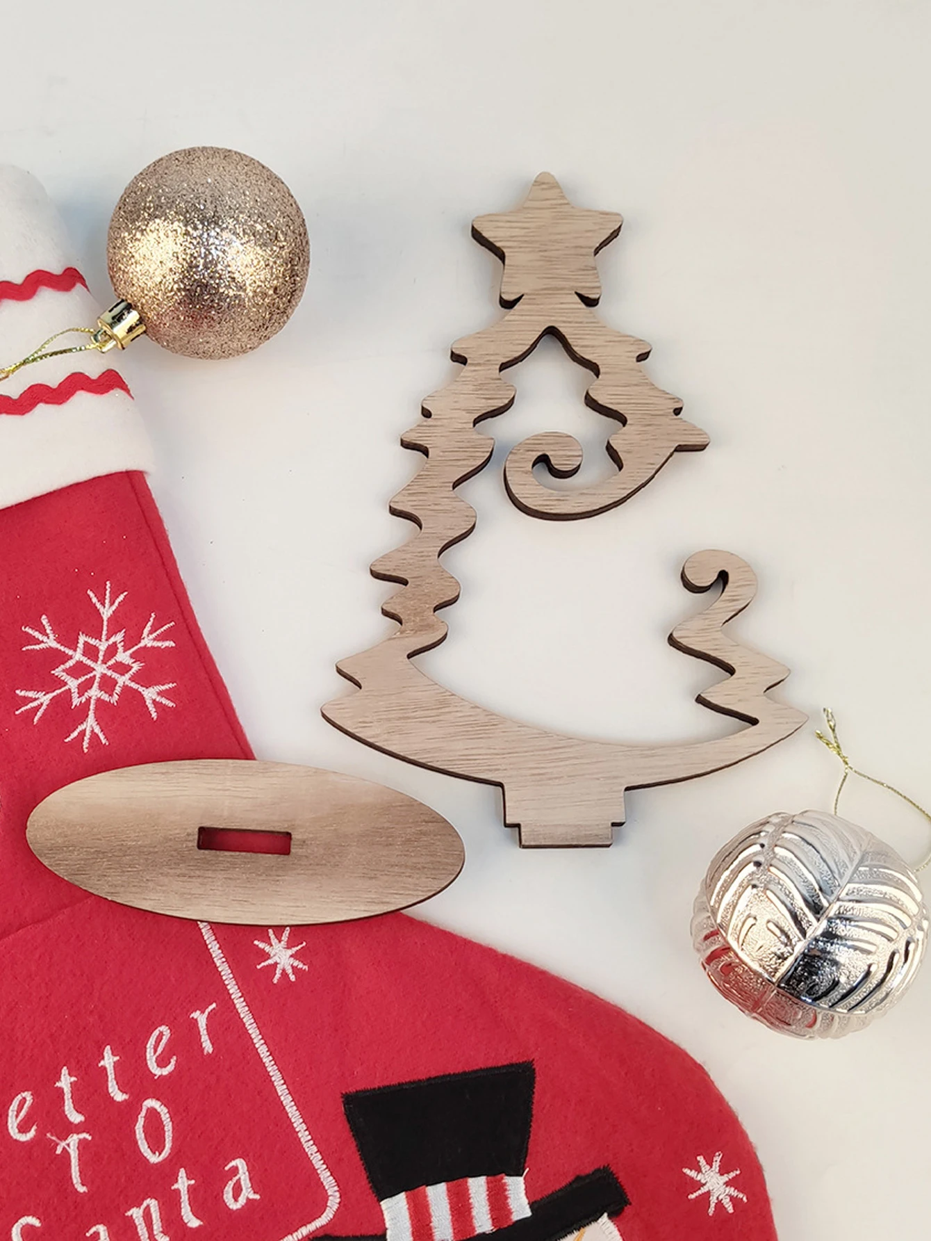 Elegant Wooden Christmas Tree Decor 3 Elegant Wooden Christmas Tree Decor - Image 3