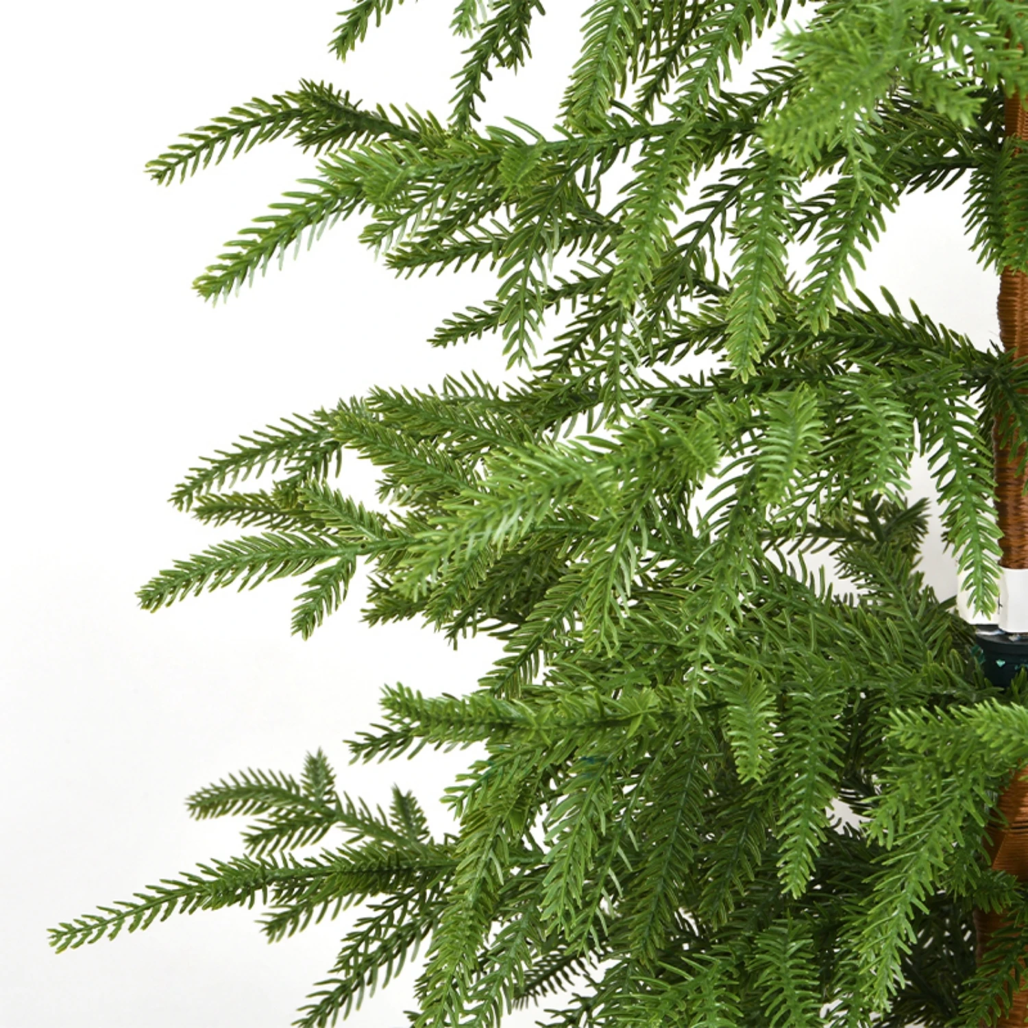 Realistic PE Christmas Tree in Three Sizes 2 Realistic PE Christmas Tree in Three Sizes - Image 2