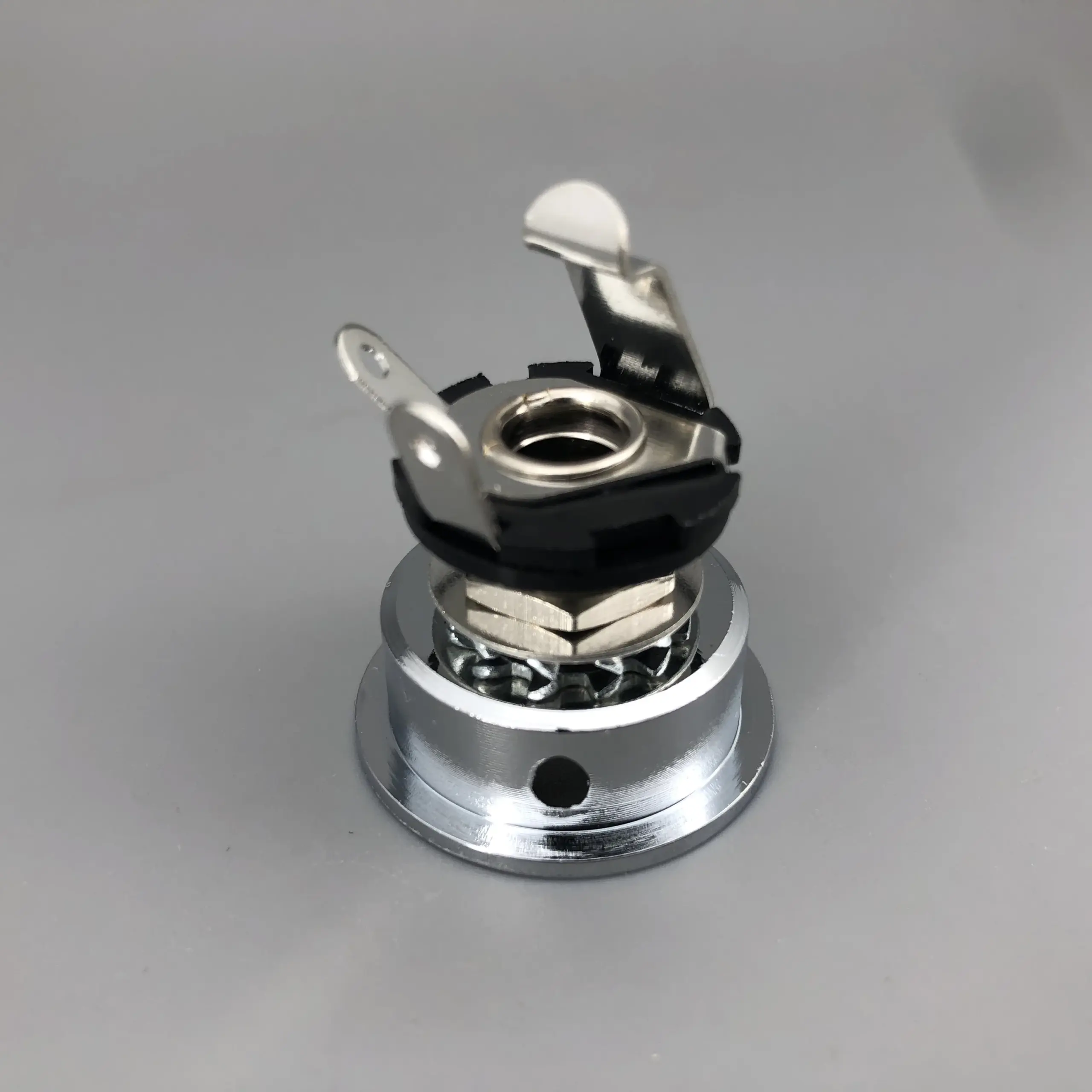 Vintage Tele Guitar Output Jack Socket in Gold, Black, Chrome 5 Vintage Tele Guitar Output Jack Socket in Gold, Black, Chrome - Image 5