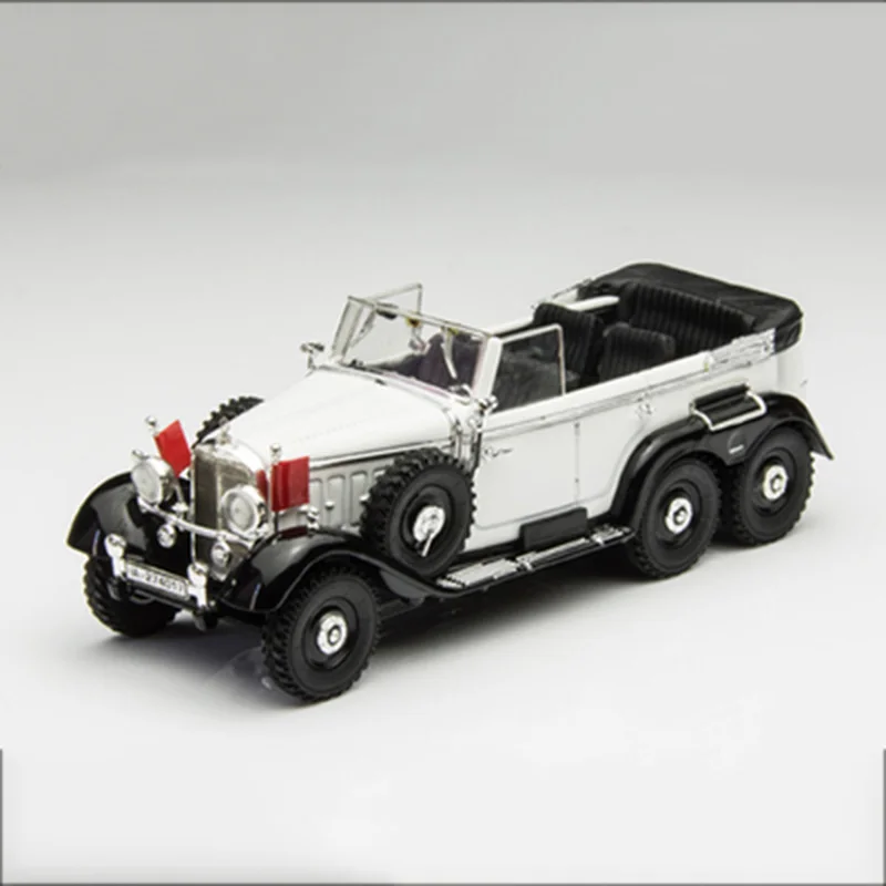 Vintage Diecast Car Model in 1:43 Scale 4 Vintage Diecast Car Model in 1:43 Scale - Image 4