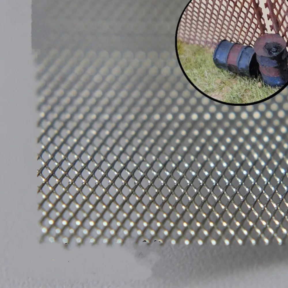 Realistic HO Scale Metallic Fence 2 Realistic HO Scale Metallic Fence - Image 2