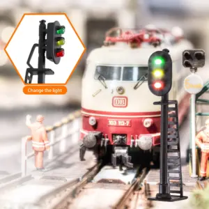 HO Scale Realistic Traffic Light Model for Layouts 14 H7c2fec9c64184f49b217f012b9878157f