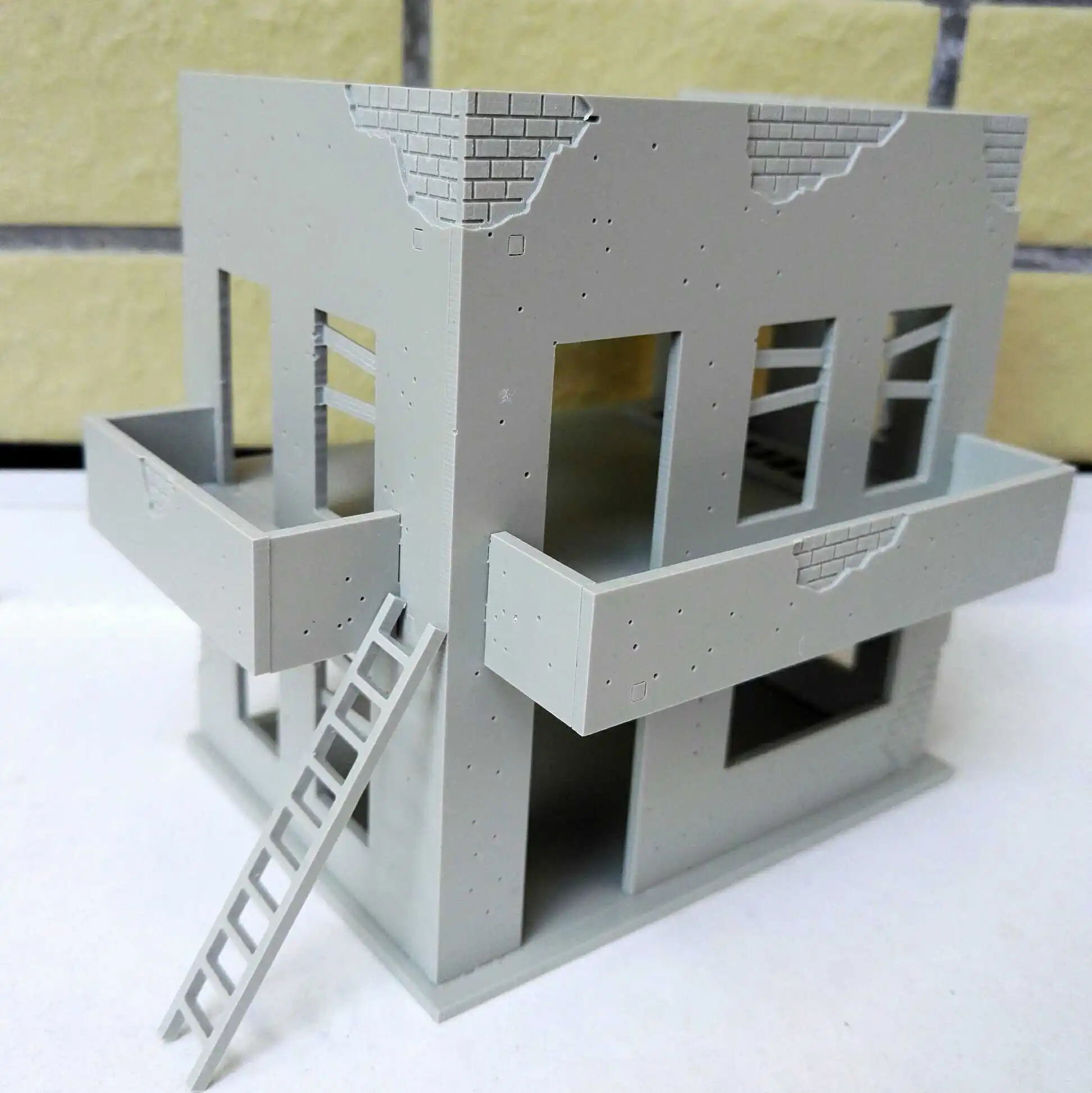 Damaged Building Model in 1:50 & 1:72 Scales 1 Damaged Building Model in 1:50 & 1:72 Scales