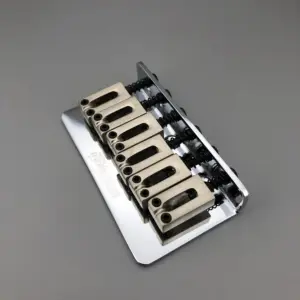 Wilkinson Vintage Hardtail Guitar Bridge Chrome/Gold 9 Hb0ba9d8132e54394ade63263ebf52581l