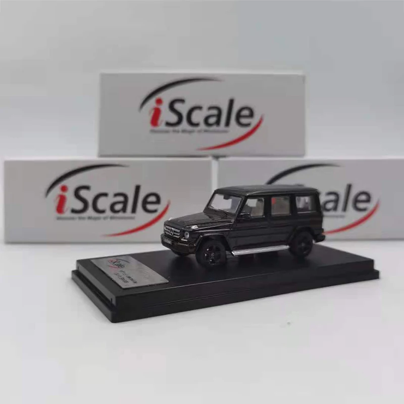 White Diecast G-Class SUV Model for Collectors 8 White Diecast G-Class SUV Model for Collectors - Image 8