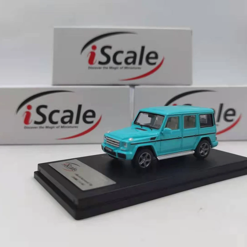 White Diecast G-Class SUV Model for Collectors 2 White Diecast G-Class SUV Model for Collectors - Image 2