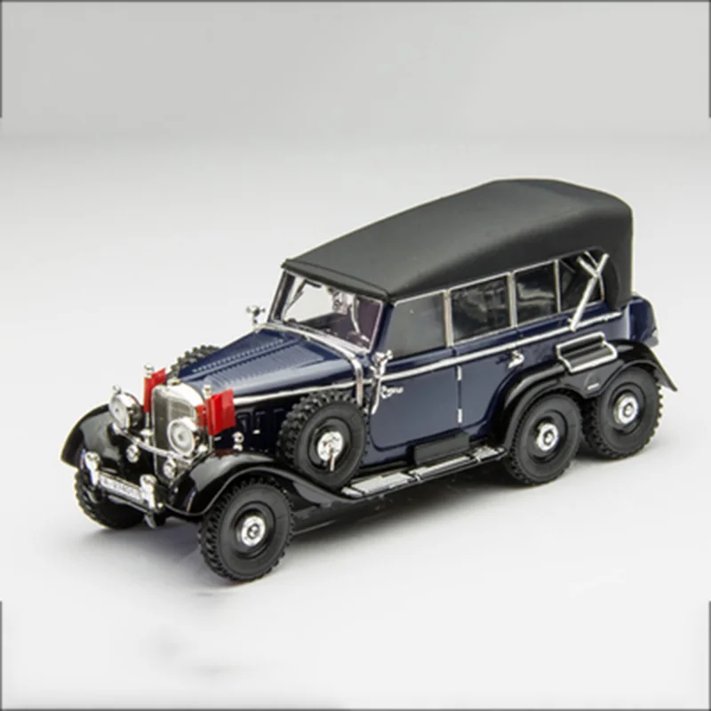 Vintage Diecast Car Model in 1:43 Scale 8 Vintage Diecast Car Model in 1:43 Scale - Image 8