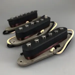 Vintage V70 Guitar Pickups for Classic Tone