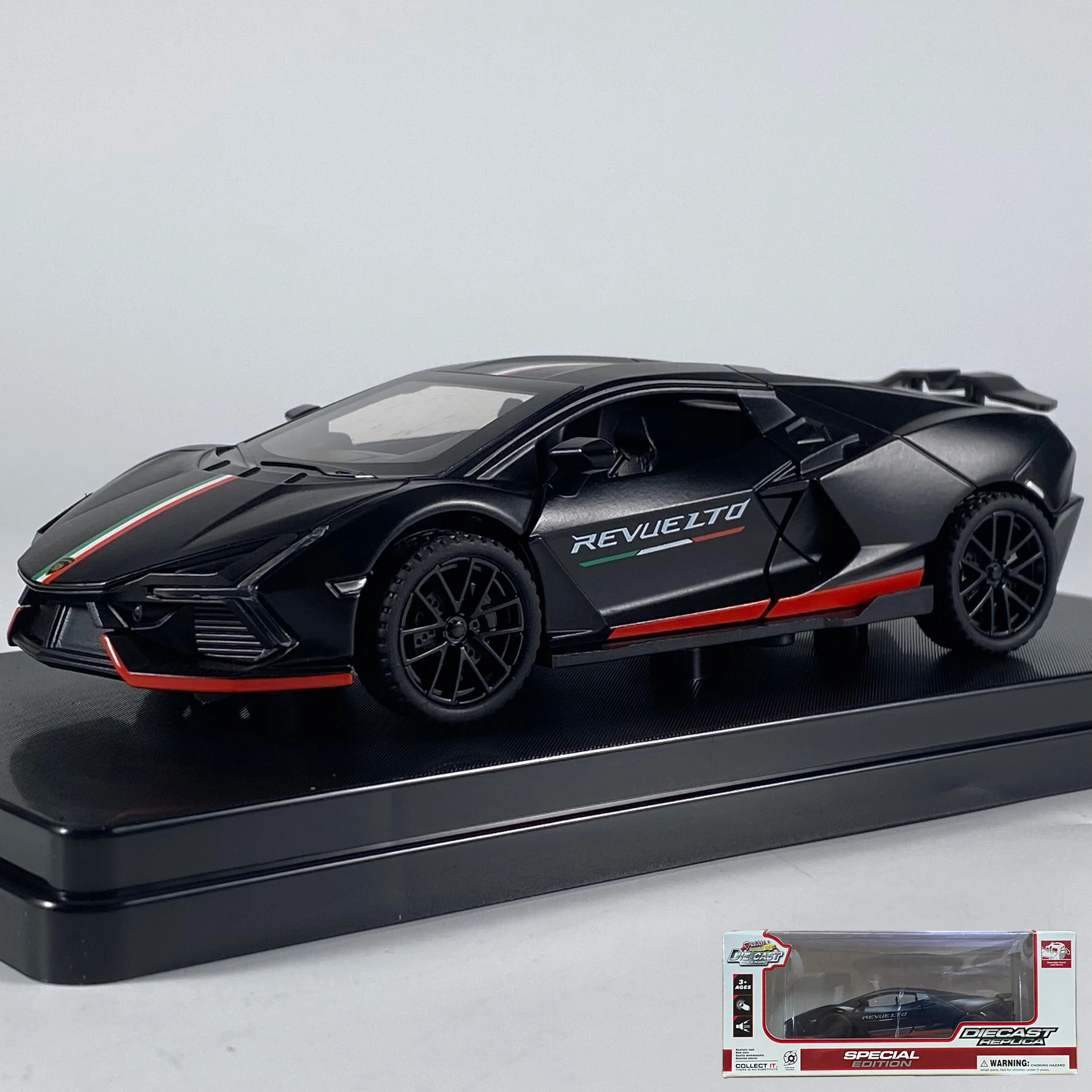 1:32 Scale Diecast Sports Car Model 15 1:32 Scale Diecast Sports Car Model - Image 15
