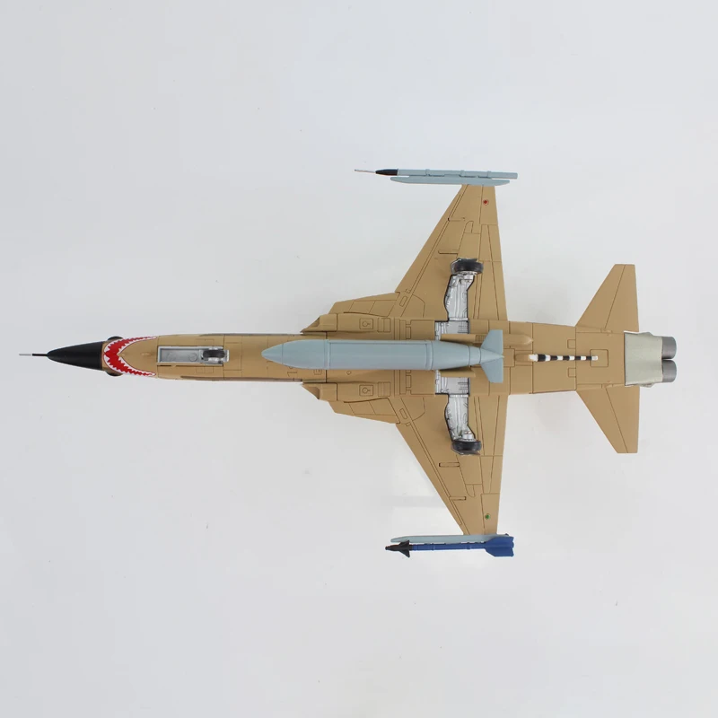 F-5N 1:72 Diecast Model Jet Aircraft 5 F-5N 1:72 Diecast Model Jet Aircraft - Image 5