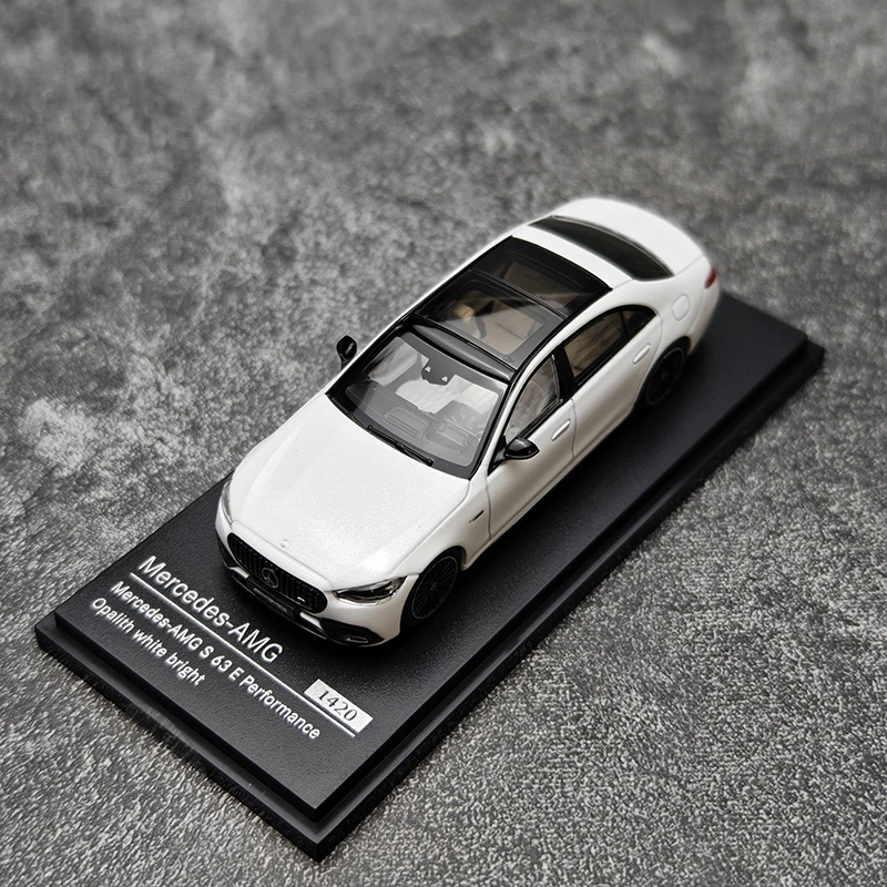 1/64 AR BOX S63 E Performance Diecast Model 4 1/64 AR BOX S63 E Performance Diecast Model - Image 4